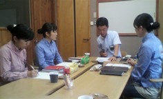 打ち合わせ中・・・！