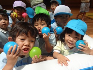 午後保育!写真盛り沢山!・ぷちぱぴ(お話会)(阿井・森川)