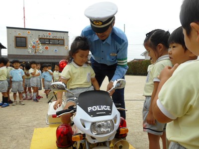 稲刈り＆交通安全教室【写真盛り沢山】（伊藤）