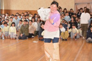 先生達☆＆子ども達の写真！(植島)