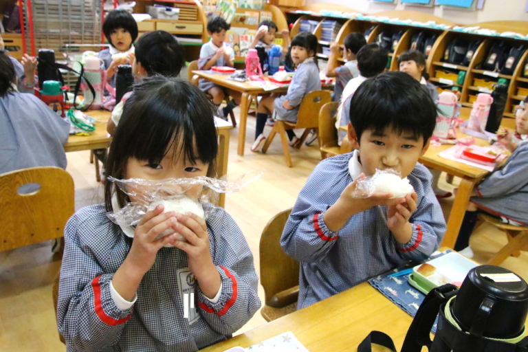 今日は？くすっ子米！！！(牛之濵)