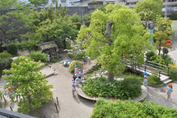 魅力的な園庭!(吉鹿)