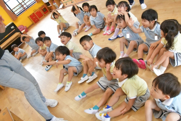 雨ニモマケズ!!&ケーブルテレビ(田植え)のお知らせ♪(田中瑞穂)