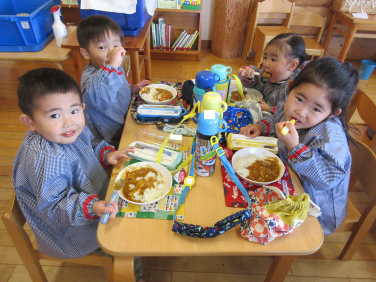 みんなが大好きなカレーの日（小嶺）