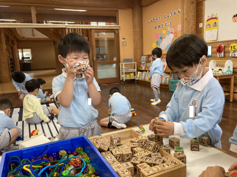 分散登園～男の子～(石井)