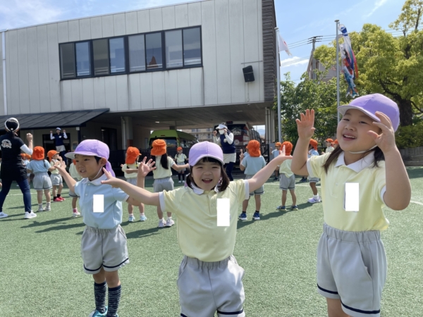 休み明けの幼稚園(鬼塚)