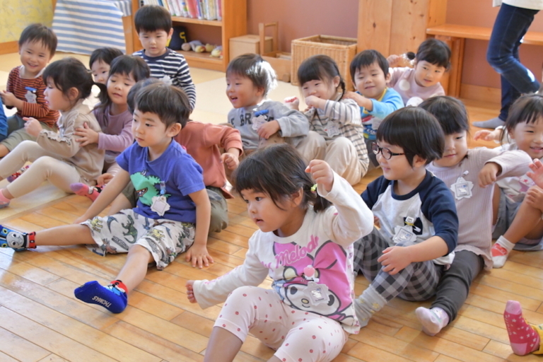 もみの木幼稚園の二歳のお友達が来たよ☆(中富)