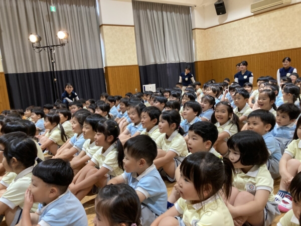観劇会『ブレーメンの音楽隊』(西)