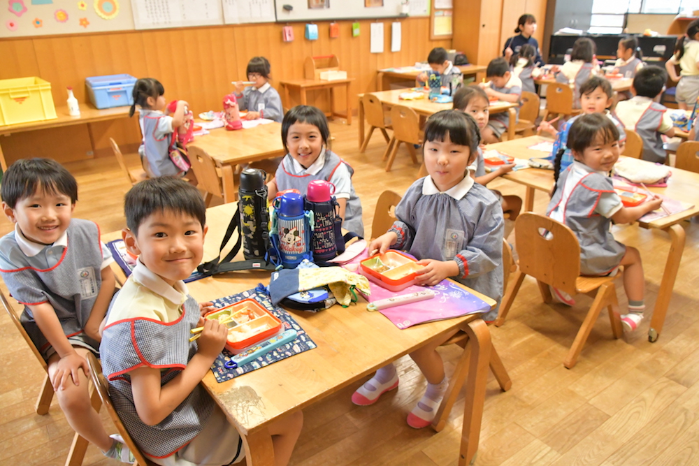 くすの木：オーガニックパパの給食美味しい！（定良）