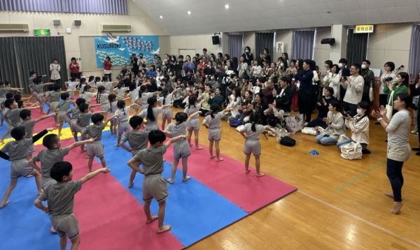 年長懇親会…。