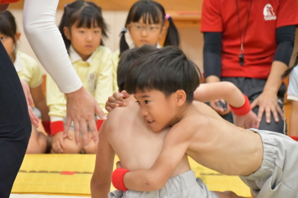 熱戦！レスリング大会