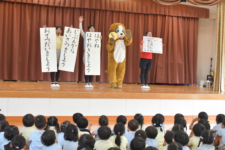 そうめん流し＆終業式＆今週のくすっ子＆忘れ物のお知らせ（木村）