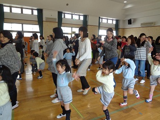 2013.2.28dance1.jpg