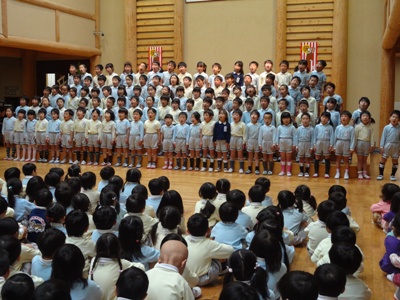 森の木幼稚園に・・・あの有名人が・・・キターーー!!【鶴原】