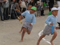 熱闘！！３園年長リレー大会【副園長　鷹取】